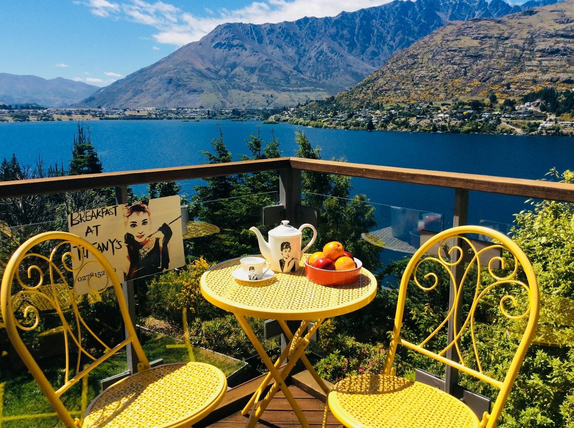 Breakfast At Tiffanys Bed & Breakfast Queenstown Exterior photo